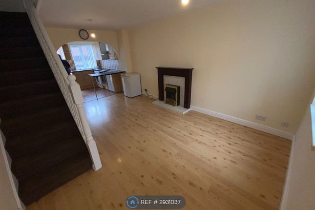 Chestnut Street, Wallsend photo 3