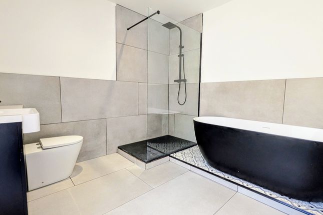 4 Nibloe Terrace, Merthyr Tydfil photo 3