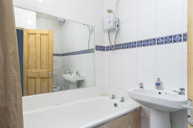 22, Tulsemere Road, London photo 4
