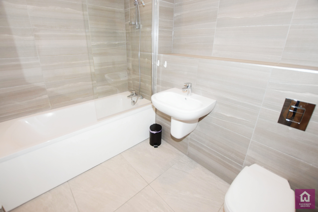 20, Broughton Place, Salford photo 4