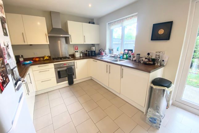 Chesswood Road, Worthing photo 5