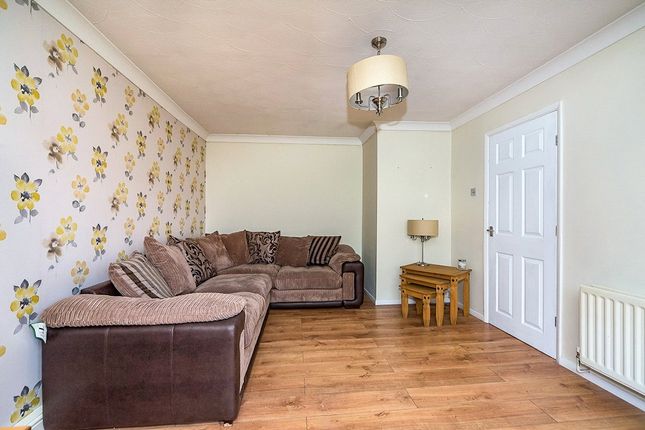 26, Pleasant View, West Midlands photo 3