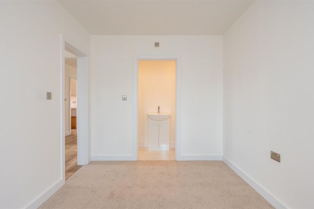 Ground Floor Bedroom &amp; En-Suite