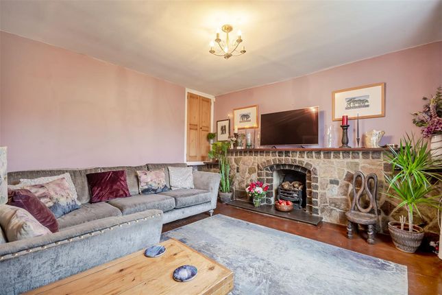 The Lodge, Aldercar Lane, Nottingham photo 4
