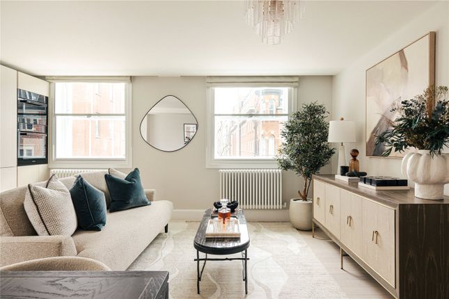 Flat for sale in Fitzroy Walk, London