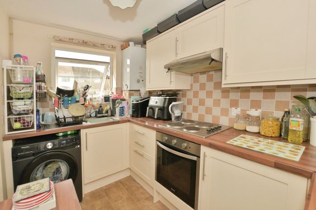 46a,, Essetford Road, Kent photo 4