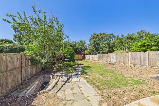 27, Singledge Lane, Dover photo 2