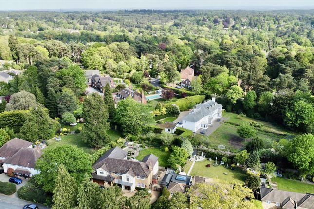 Rowan House, Crawley Ridge, Surrey photo 4