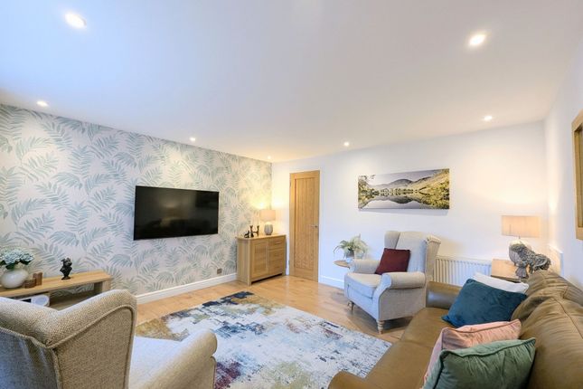 14 Fennel Grove, South Shields photo 4