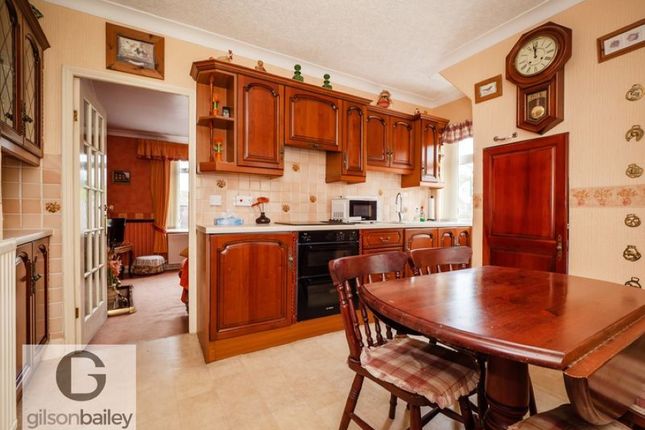 19 Damgate Lane, Acle, Norwich photo 3