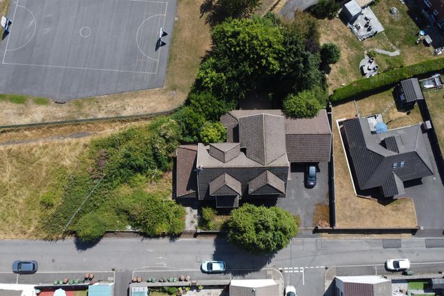 Shangri-La, Harcourt Place, Tredegar photo 2