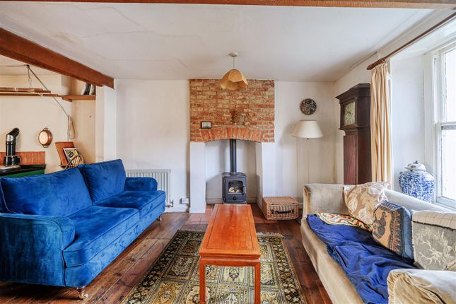 8, St. Andrews Road, Bridport photo 2