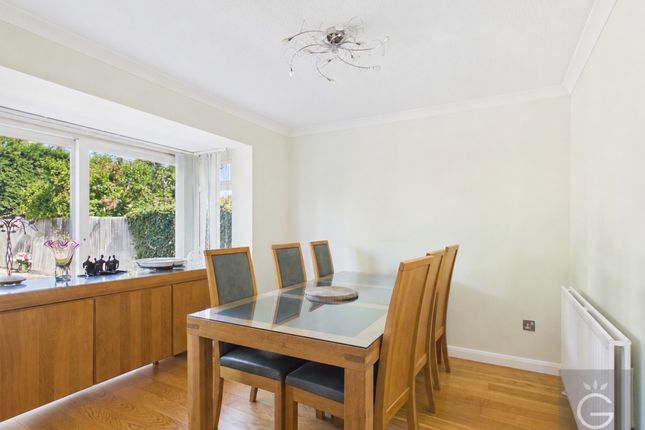 11, Lincoln Close Winnersh, Wokingham photo 4