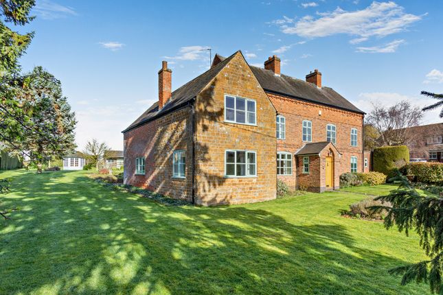 Wyggeston Farm House,, Pudding Bag Lane, Leicester photo 2