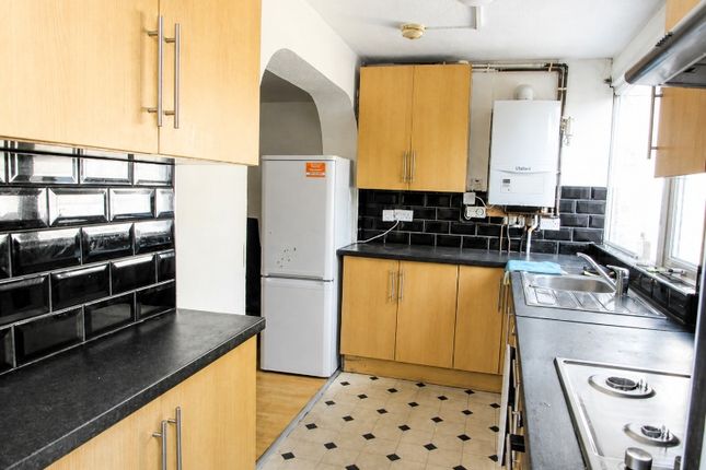 Princes Drive, HARROW photo 4