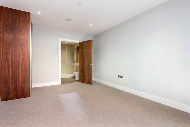 Flat to rent in Samuelson House, Merrick Road, Southall