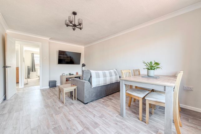54 Silver Gardens, Great Yarmouth photo 3
