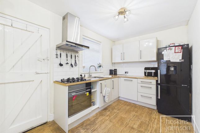 3, Oakland Crescent, Pontypridd photo 4