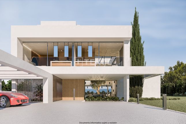 Detached house for sale in New Golden Mile, Estepona, Málaga, Spain