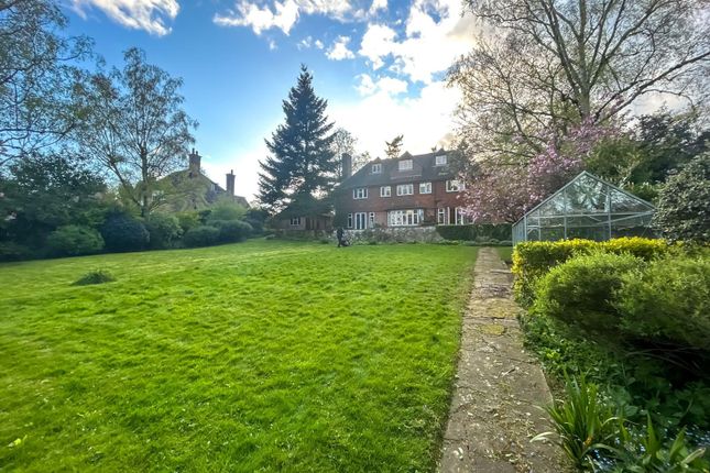 Semi-detached house to rent in Amersham Road, High Wycombe