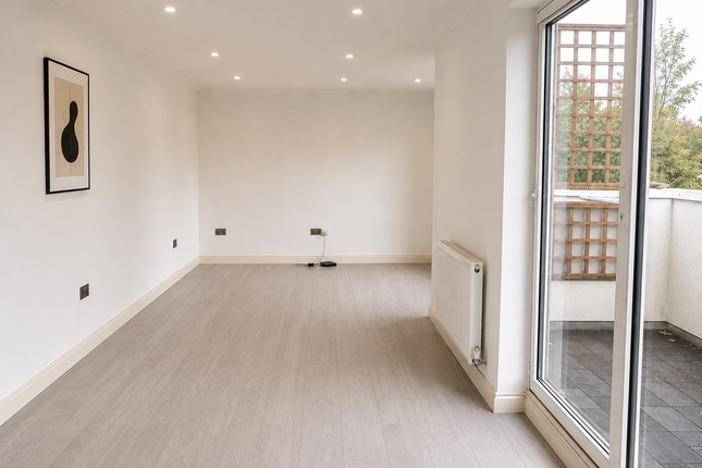 12 Dormans Court, Epsom photo 5