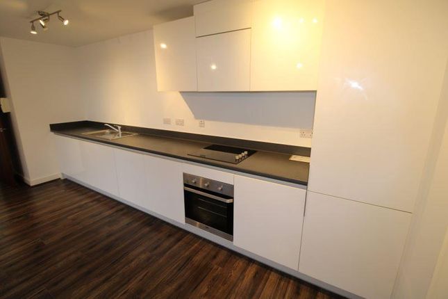 123 The Landmark, Waterfront West, Brierley Hill photo 3