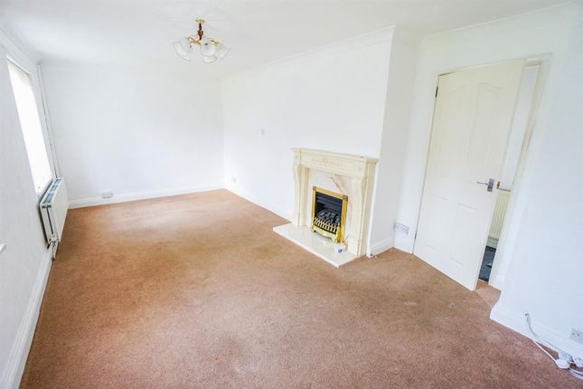 39, Emmett Carr Lane, Sheffield photo 4