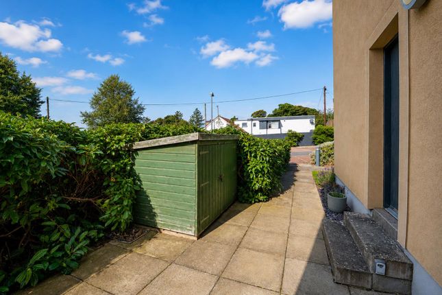 8, Glamis Gardens, Dundee photo 3