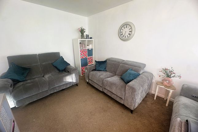 12, Aberthaw Circle, Newport photo 5