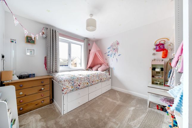 End terrace house for sale in Goldfinch Way, South Wonston