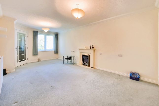 Flat 50, Simmonds Lodge, 93, Havant Road, Portsmouth photo 3