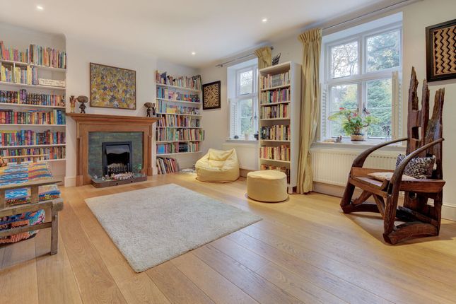58, Rotherwick Road, Hampstead Garden Suburb photo 3