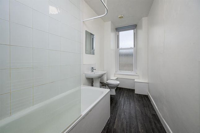 Flat for sale in Perth Road, Dundee