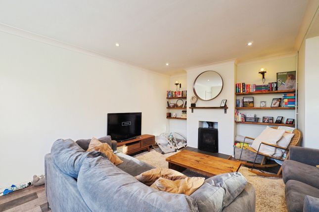 102, Mays Avenue, Nottinghamshire photo 3