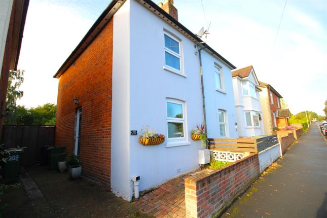 2-bed house on 211, Stoughton Road, Guildford, £2,100/mo