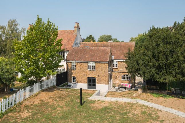 The Old Mill, The Street, Lower Halstow Sittingbourne photo 3
