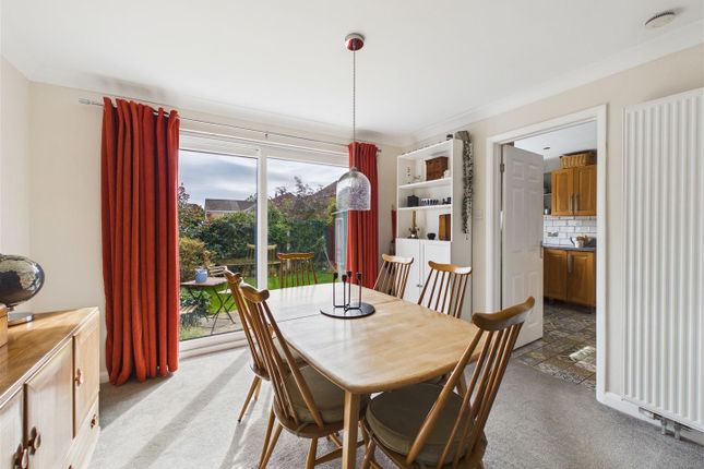 3, Kipling Close, Dronfield photo 4
