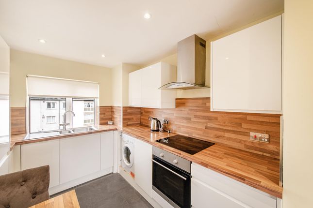 Flat for sale in Weaver Row, Stirling