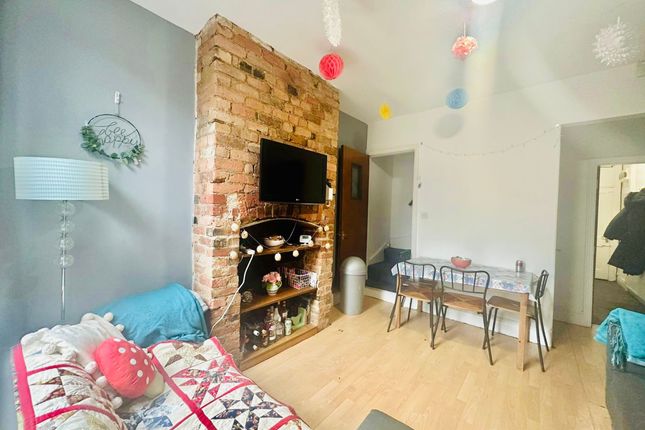 25 Midland Avenue, Nottingham photo 5