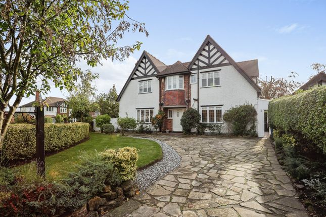 Thumbnail Detached house for sale in Dovedale Road, West Bridgford, Nottingham