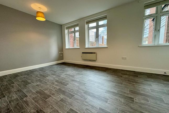 , Flat 11, 364, Birmingham New Road, Wolverhampton photo 2