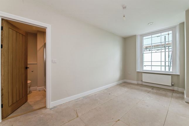 Flat 3, Publisher House, 29, Bampton Street, Tiverton photo 4