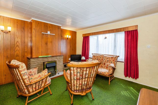 9, York Avenue, Slough photo 4