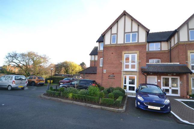 Flat 6, Santler Court, Malvern photo 3