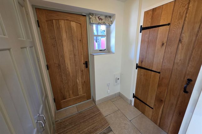 23, Dobb Brow Road, Bolton photo 2