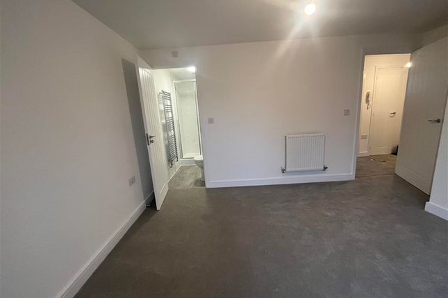 Flat to rent in Great Ground, Aylesbury