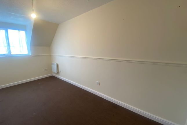 Flat 7, Dunstable photo 4