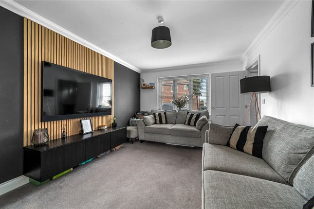 26, Forrester Road, Manningtree photo 3