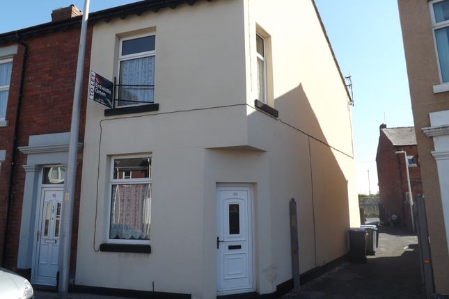 2-bed house on 89, Blackpool, £700/mo