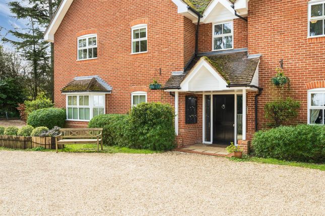 Flat for sale in Green Lane, Henley-On-Thames